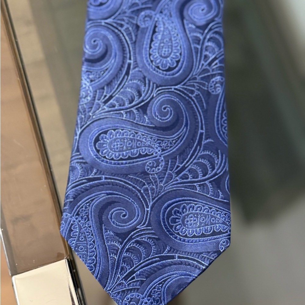 Michael Kors Blue Paisley Silk Tie